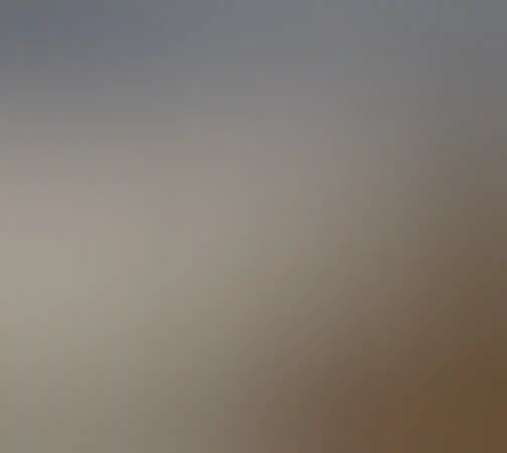 Grain silos covered in artwork in Ravensthorpe